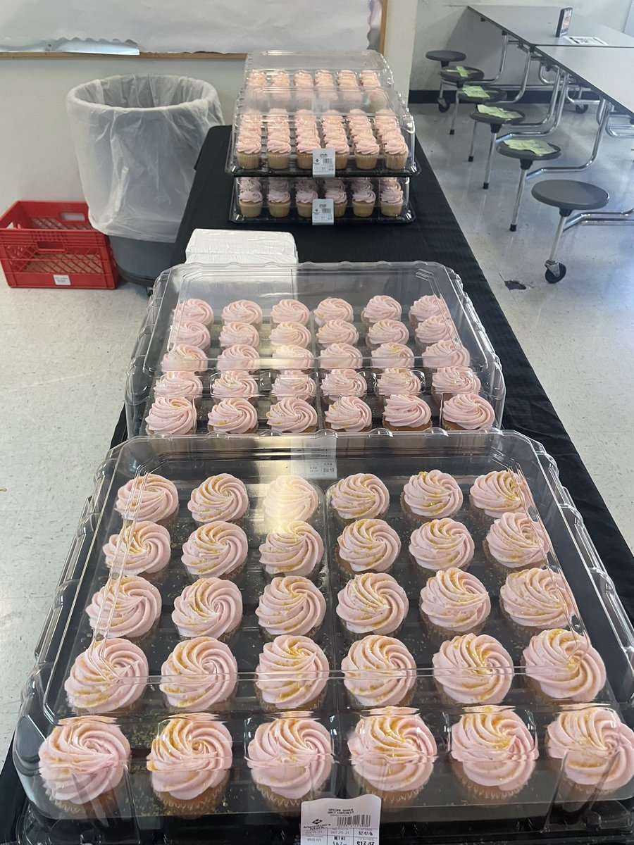 HRWinderPI's tweet photo. We are representing Breast Cancer Awareness…. Price does it best. https://t.co/aamaZJQQyf