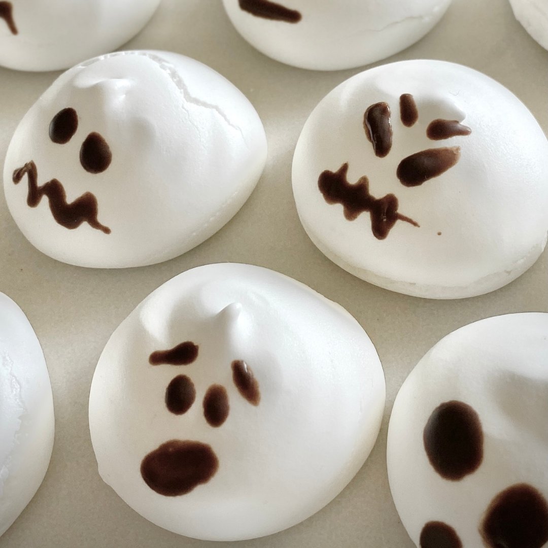 comoquiero_menu's tweet photo. Se viene Halloween por eso les dejamos nuestro recetario con 7 ideas muy entretenidas, fáciles y sobre todo deliciooooooosas para que disfruten con sus niños!!
https://t.co/gpFyQC3SFN https://t.co/YlJ3jGnbEN