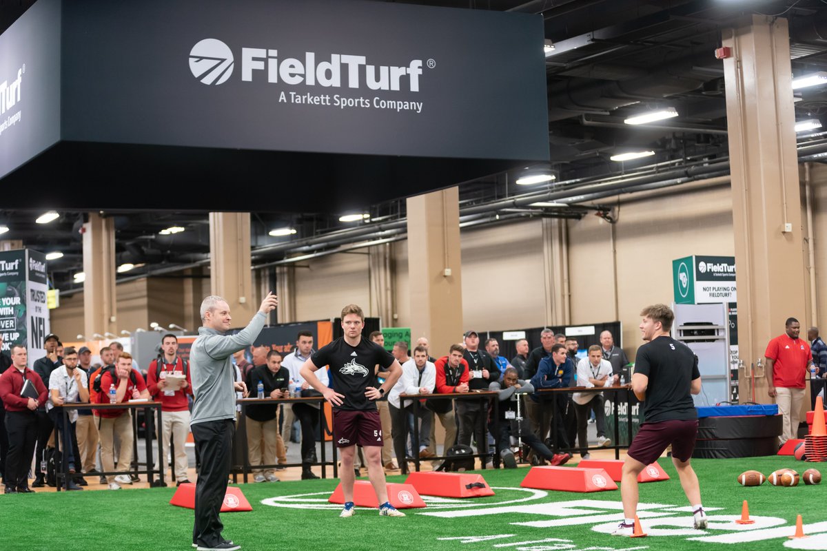 ‼NEW COMMITTEE ALERT‼

Skills &amp; Drills Committee:
▪ Led by AFCA member <a href="/coach_harvey18/">Adam Harvey</a>
▪ Looking for coaches who are willing to assist &amp; step in during live demonstrations at Skills &amp; Drills sessions at convention
▪ Send the AFCA a DM if interested!

#WeAreAFCA