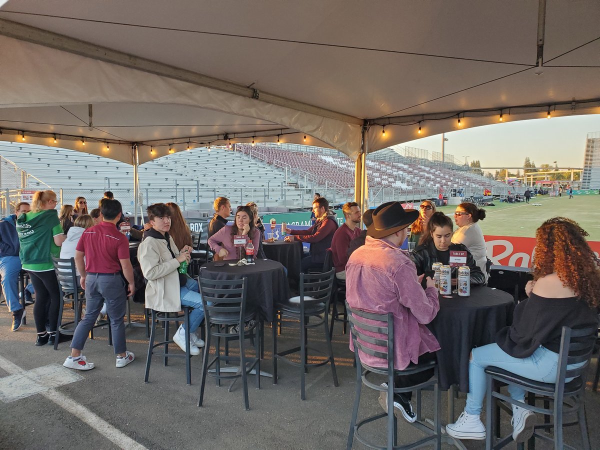 WoodRodgersInc's tweet photo. The Wood Rodgers team got to "Stomp Their Feet" at the @SacRepublicFC vs @LAGalaxyII game on Wednesday! We arrived early to enjoy a VIP dinner, followed by pictures on the field!
#WoodRodgers #GreatPlaceToWork #WorkHardPayHard #EmployeeAppreciation #Engineering #Soccer https://t.co/9654yJkSWu