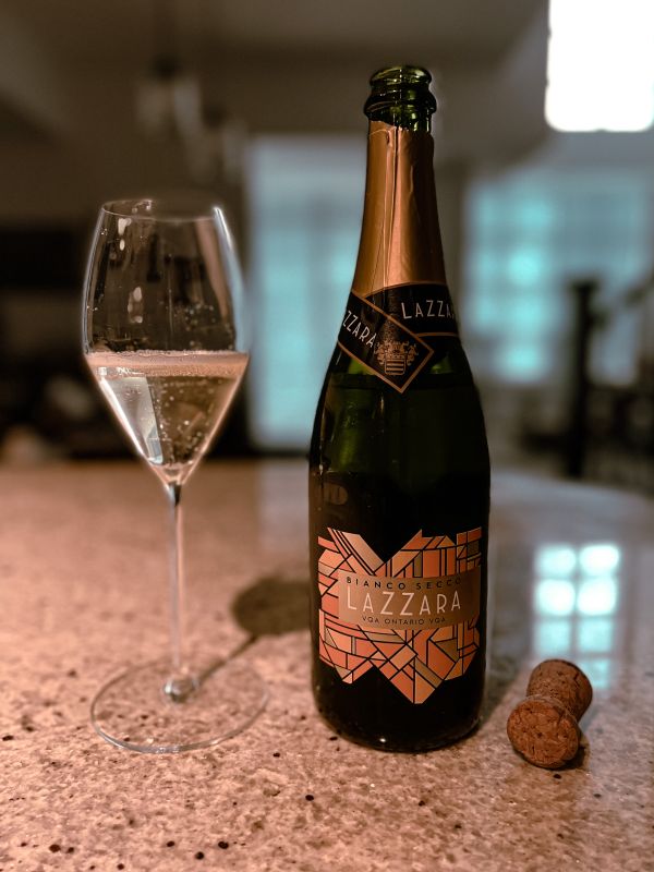 Ontario's Speck Bros. Bianco Secco Lazzara #sparkling #ONwine #VQA <a href="/speckbroswine/">Speck Bros. Wine</a> <a href="/anitakapadia/">Anita K. Dorion</a> #somm wp.me/p1rfI3-6AA