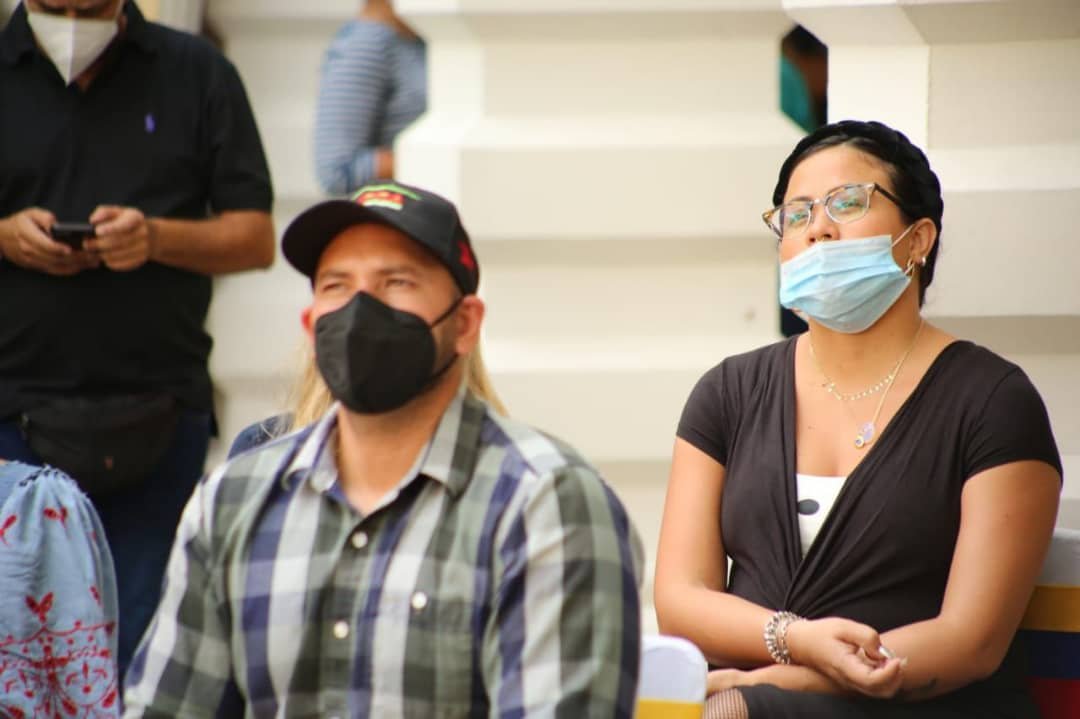 Esta semana ha sido de #balances, iniciamos con Balance general de gestión 2018-2021 de la <a href="/AlcaldiadeC/">AlcaldiaCcs</a>, donde estuve junto a @BeatrizRpsuv <a href="/Miguel_PSUV/">Miguel Carreño</a> <a href="/lachina_godoy/">María Isabella</a> continuamos con el balance de Gestión del Sistema de Recolección de Desechos de @Supra_ccs seguimos venciendo!!