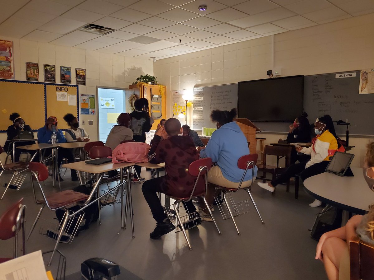 Twonzetta Samuel (@tsamuel_eds) on Twitter photo Teaching & Learning through Mock Trials! Way to go Ms. Cook! <a href="/akjohnsonEdS/">Dr. Anthony K. Johnson</a> <a href="/SGTheBestNest/">SnelsonGoldenMS</a> Teaching & Learning through Mock Trials! Way to go Ms. Cook! <a href="/akjohnsonEdS/">Dr. Anthony K. Johnson</a> <a href="/SGTheBestNest/">SnelsonGoldenMS</a>