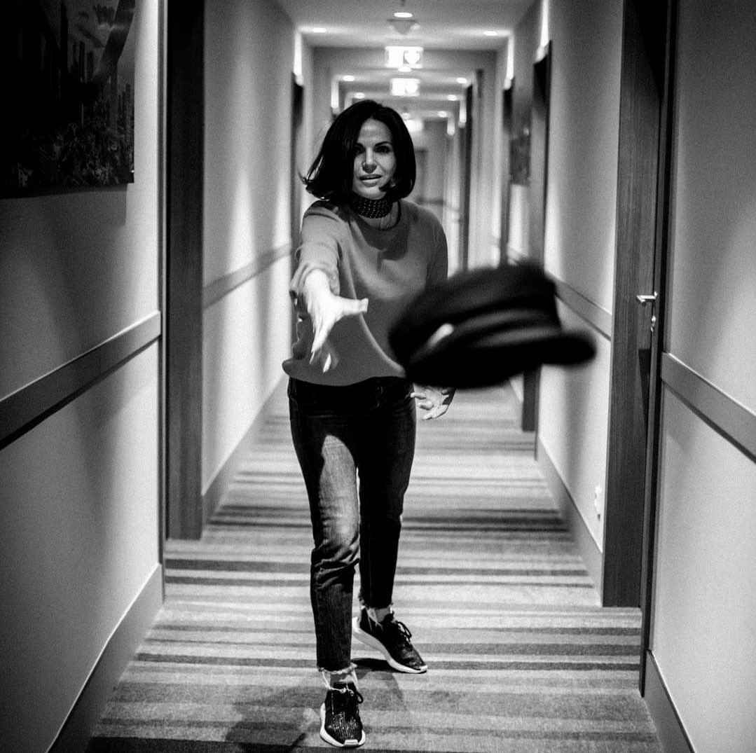 b&amp;w