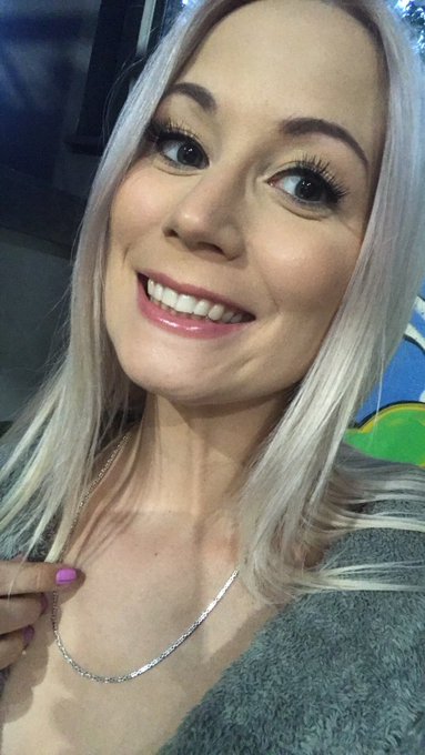 Watch Sharon White's leaked NSFW photo on TwXstars