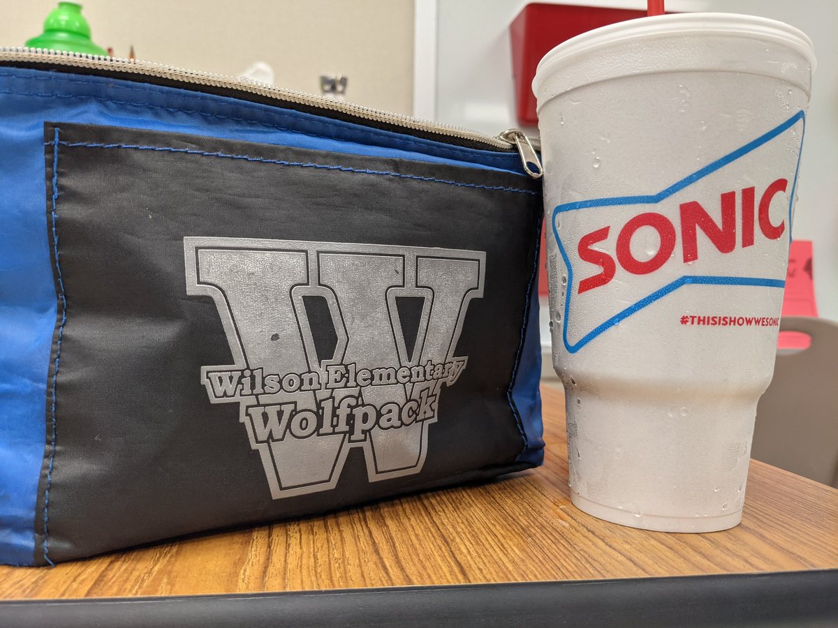 smita97's tweet photo. @JulieHernadez My lunch just got upgraded with a Sonic drink🥤 Thank you Mrs.Hernandez❣️#randomactsofkindness #twehowl@TWEhowl https://t.co/paql2t1Tn7