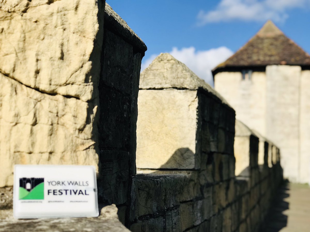 YorkWallsFest's tweet photo. Buy a #TwilightWalls 🎟 next week &amp; be the 1st to get a free #YorkWallsFestival #PocketTorch!🔦#WalkTheWalls @ night! Enjoy a🦇#bat experience! Take unique📸 of #YorkWalls! Search ‘Twilight Walls’ on Eventbrite. Visit https://t.co/s3aCKGjqhS £8 #York #History #Heritage @VisitYork https://t.co/gDlsQnhDjZ