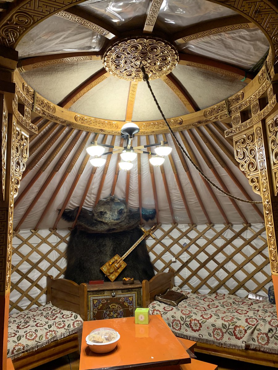 Хөвсгөл нуурын эрэгт жилийн 4улиралд ажиллах түрээсийн хаус.  Утас 88600749