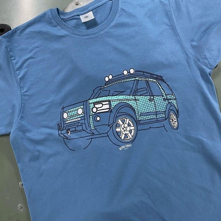 landroverpa's tweet photo. the superb &amp; exclusive @retroeighty collection available at https://t.co/5zhqdGhw0D
#landrover #SNX891 #OxfordFirstOverland #SeriesOne #Serieslandrover #RangeRover #RangeRoverClassic #Defender110CSW #landroverdefender #Discovery #LR3 #Discovery3 #landroverphotoalbum #Retroeighty https://t.co/u3J0bbTeP4
