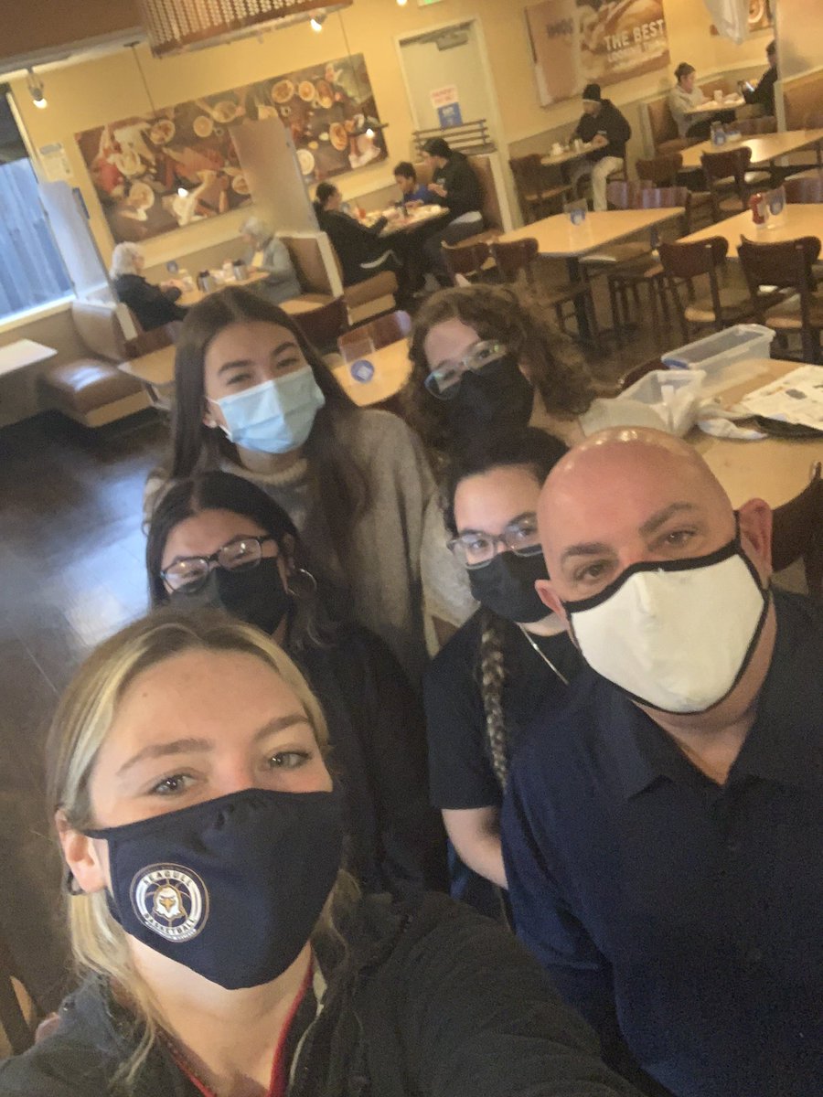 DrIanBSaltzman's tweet photo. Meeting with our ASB leaders from EHS this morning!! Amazing student leaders, we had a great breakfast and great conversations. GO SEAGULLS! 💙💛💙💛 #seagullpride https://t.co/bmiZG0ZMda