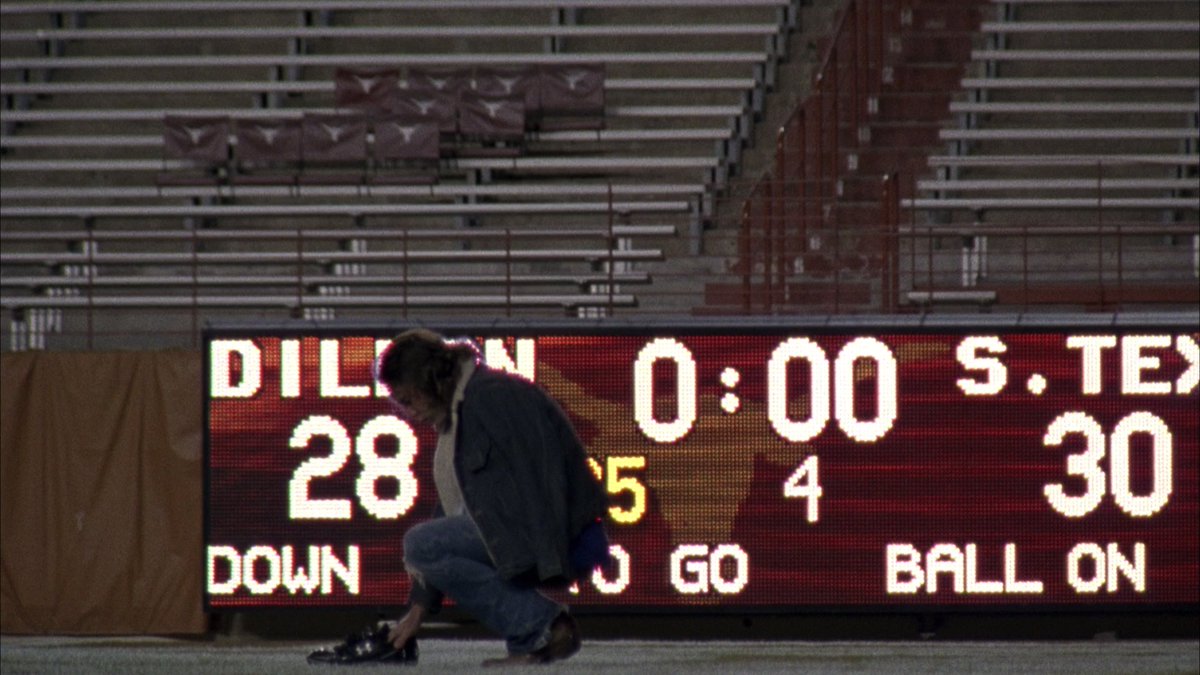 txforeverpod's tweet image. Our newest buddy @erinmallorylong from @BOFPodcast and @LivTyler doppleganger, joins us this week for STATE! There's tears and cheers, flare cut jeans, some epic *smooches*, Austin skylines, and Erin gets the #GameBall for getting our every. single. reference. Listen everywhere!