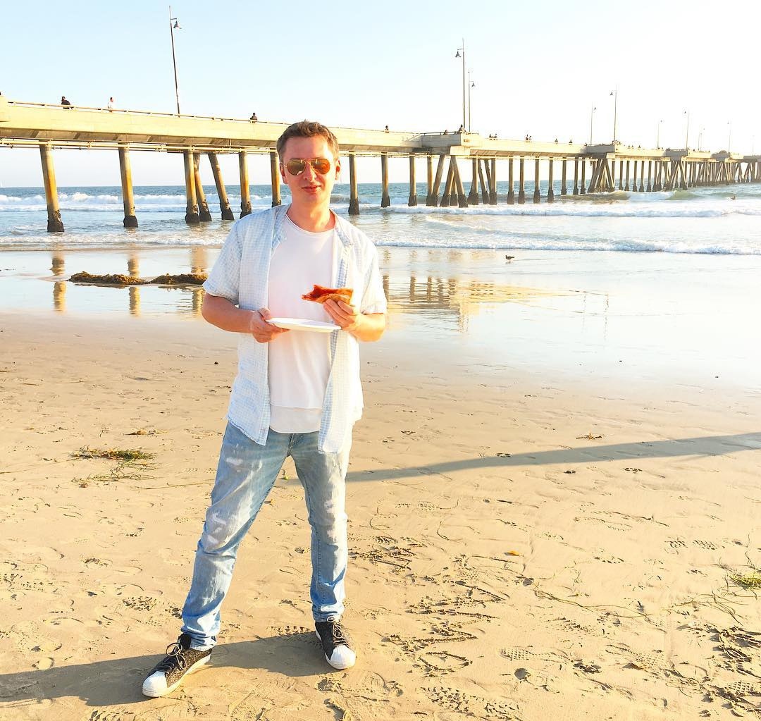 Time for the weekly playlist update! 🍕

Bobina's Music Box:
▶️ open.spotify.com/playlist/62JBh…

Just added: <a href="/KyauAndAlbert/">Kyau & Albert 🇺🇦</a> | <a href="/BeatsoleDJ/">Beatsole</a> | <a href="/VigelOfficial/">Vigel</a> | <a href="/CHRNSmusic/">CHRNS</a> | <a href="/findingLUX/">LUX</a> | <a href="/PROFF_Music/">PROFF</a> | <a href="/nornimusic/">Norni</a> | <a href="/SoundQuelle/">Sound Quelle</a> | <a href="/meetingmollyTV/">Meeting Molly</a> | <a href="/vlad_upteka/">Zdanevich</a>