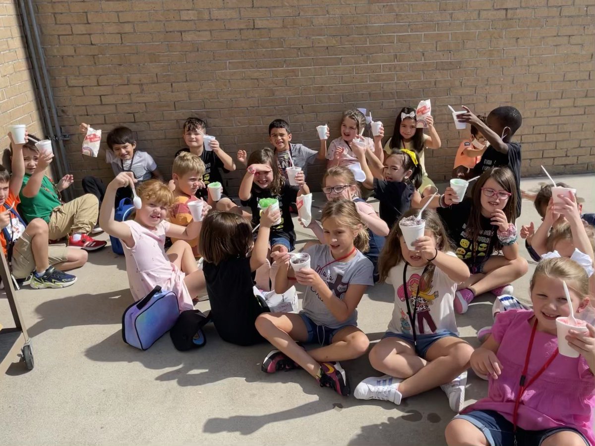 We are celebrating nine weeks of learning and fun with 🍿 and 🍧 ! Thank you <a href="/TheissKISD/">Theiss Elementary</a> PTO!