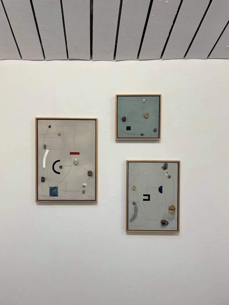 Þau Áslaug Íris og Steingrímur Gauti opna samsýninguna Innanyfir núna í dag kl. 17. Mjög flott samspil og eftirtektarverð sýning þykir okkur. Allir velkomnir.