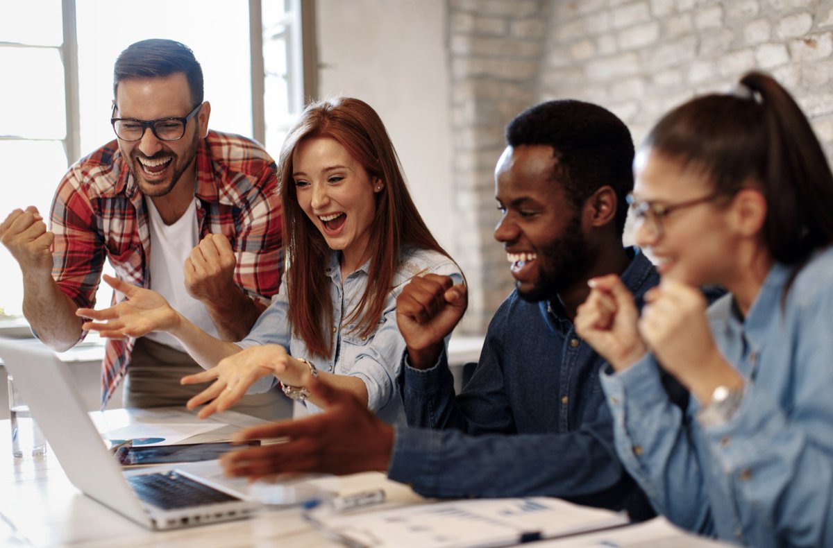 directscale's tweet photo. Celebrating the little wins is a big part of our culture at DirectScale.
Not only do we celebrate in our respective teams...
We also give company wide shoutouts each week along with a weekly "wins" meeting.
#directscale #liftbuildempower https://t.co/PAQDatUbMB