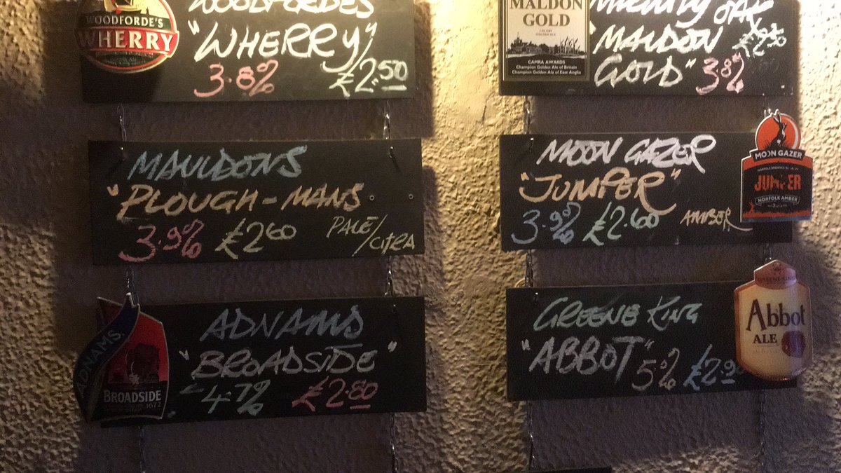 Busy busy busy 2nite, Rog, Bren&amp; Olivia looking after Biz. Try <a href="/mauldonsbrewery/">Mauldons Brewery</a> Ploughman’s if you like a hint of citrus and <a href="/moongazerale/">Moon Gazer Ale</a> Skidaddler 4.5% a lovely Milk stout being jugged  up from the cellar. Only £2.80!