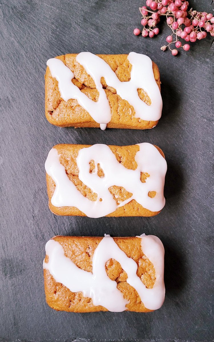 CuriousGFBaker's tweet image. This is what Autumn is about!
Pumpkin Spiced, choco chip mini loaf cakes.
Couldn't find pumpkin puree so decided to substitute with Apple Sauce and add in my own spices to bring out a pumpkin flavour. Pleased with how they turned out as my own recipe. This is GF but can be Vegan.