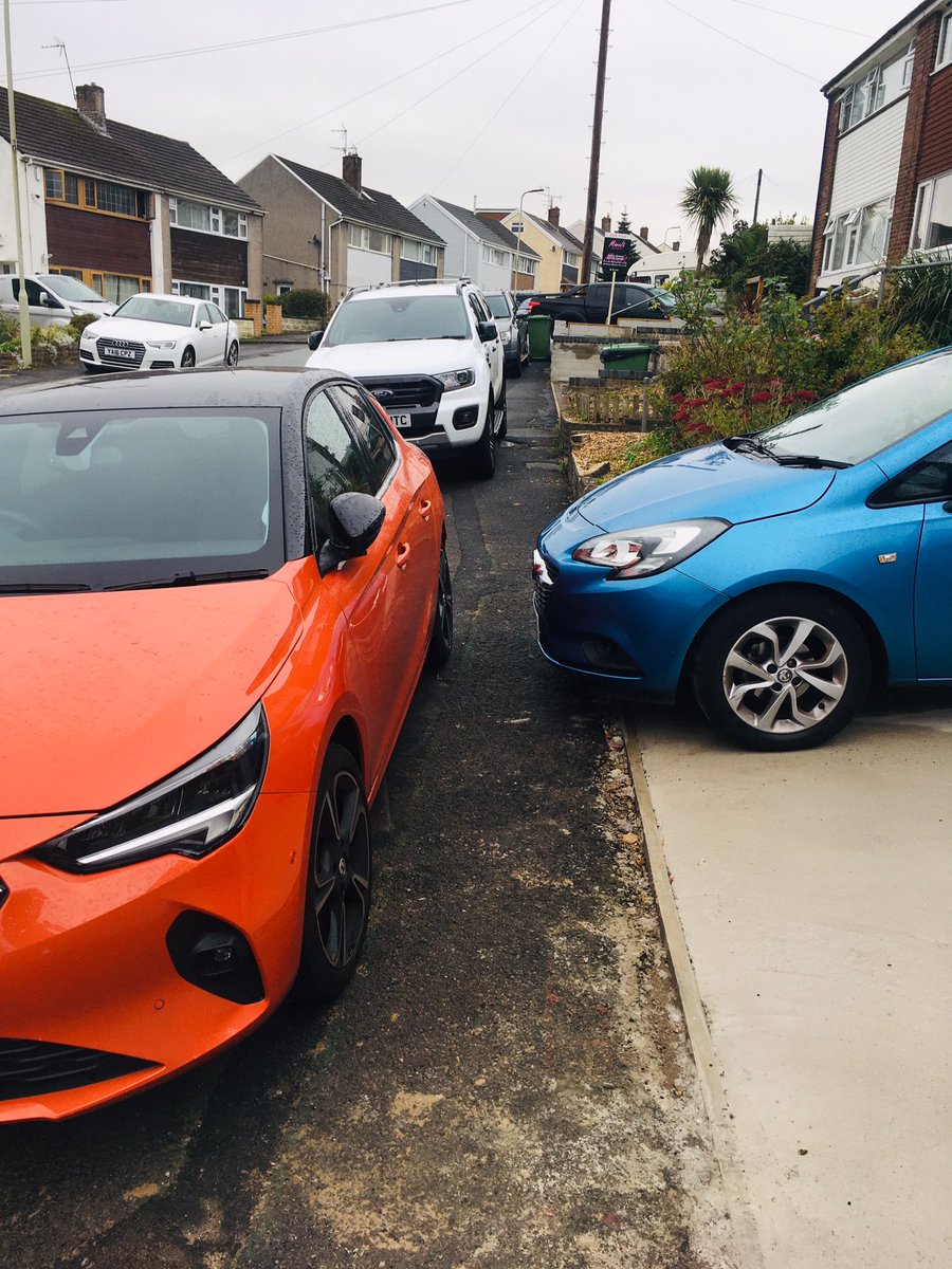 BikeWalkScoot's tweet image. PAVEMENT PARKING is becoming a habitual norm - it needs to STOP! This can have serious access, safety &amp;amp; social consequences in communities especially for visually impaired &amp;amp; wheelchair users. It is not acceptable and legislative action is needed NOW! 🚘🚫🚶🏼‍♀️#pavementparking