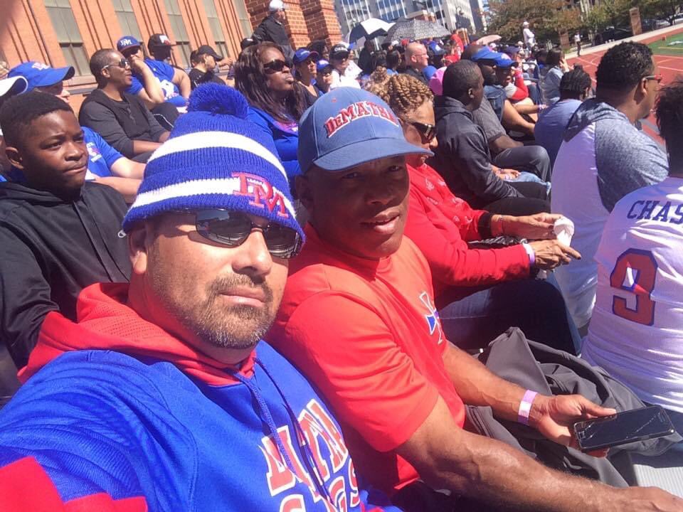 duncan990305's tweet photo. Chillin’ with my man Rod cheering on the Stags along side Chase Young’s parents, it was a good win against Gonzaga in 2016 #OneDeMatha🔵🔴🦌🙏🏽 #StagNation https://t.co/P5MfdWL08M