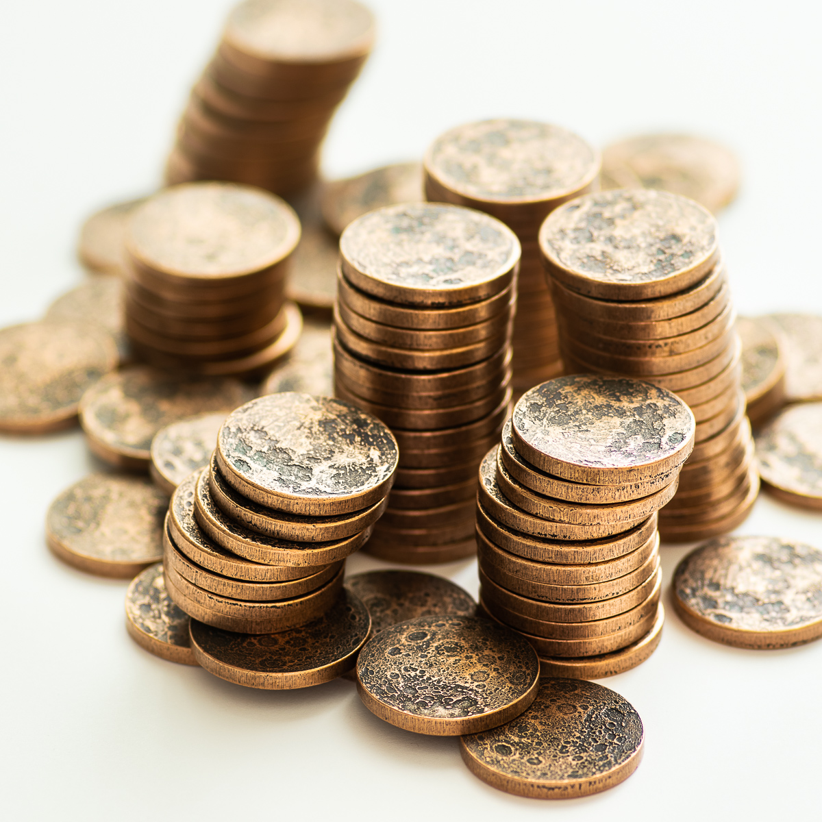 ShirePostMint's tweet photo. Little-known moon fact, the moon is made of copper and not cheddar cheese unlike some modern cultural depictions 🌖
#moon #pileofcoins #coinstack #lunar #worrycoins https://t.co/YsNuO9sfrd