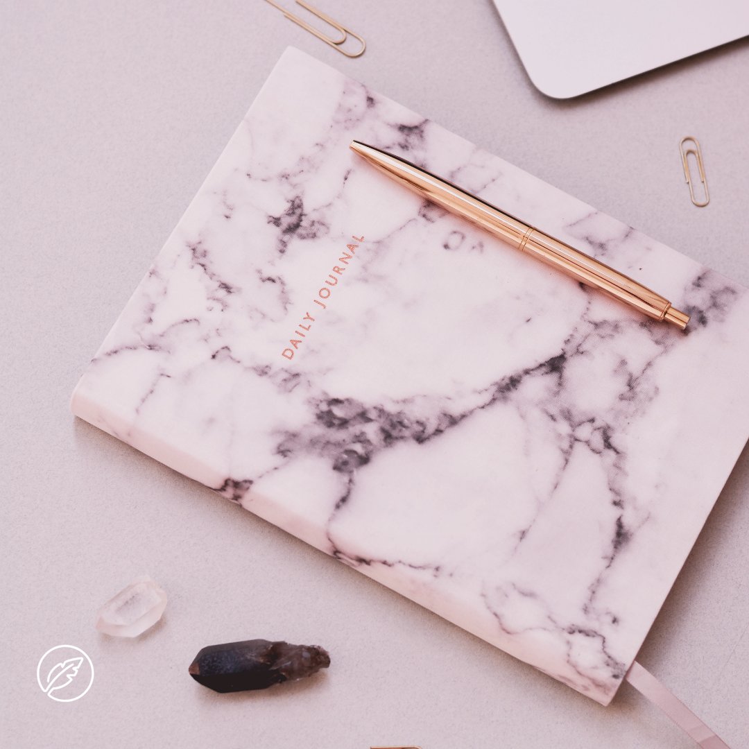 #Journaling has so many benefits for you:
😌 Manages and reduces #stress
🧠 Keeps memory sharp
🧡 Boosts your #mood and #emotionalhealth

Wanna try? Let’s do it together -> uloo.me/team-challenge… 

#staycurious #uloo #mindheart #lifegoal #lifecoach #lifewithpurpose