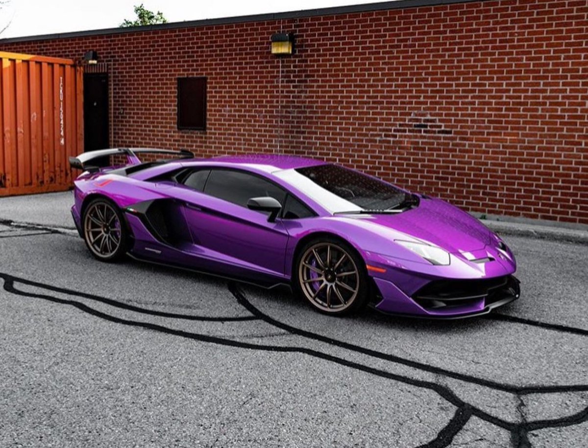 DailyLamboTM's tweet image. Speechless..