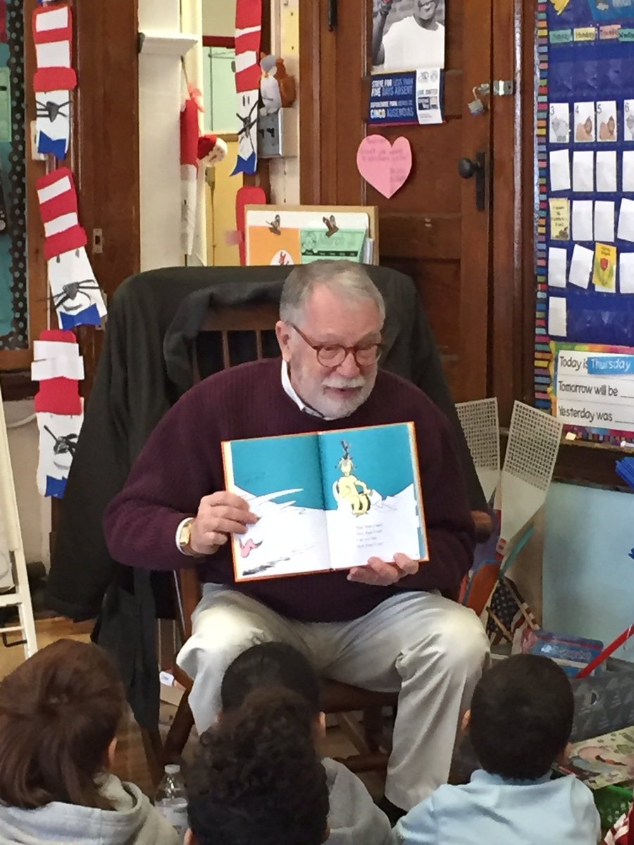 Looking to make a difference in the world?  We seek Literacy Volunteers to visit Allentown School District elementary schools 1/wk to help young students learn to read. Orientation: Thurs. Nov. 4 @ 1:30pm. Sign up and get location: newhardv@allentownsd.org or 484-765-4121