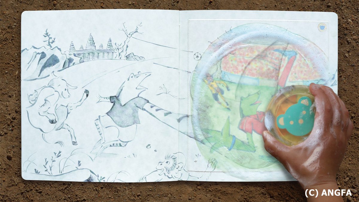 japan's tweet photo. It's #GlobalHandwashingDay! The Washable Book by @angfa_pr teaches kids in Cambodia about #handwashing w/storybooks! Kids see characters’ bright futures in vivid color only by washing their hands, connecting cleanliness to their own hopes and dreams. https://t.co/irK5HAV2aH