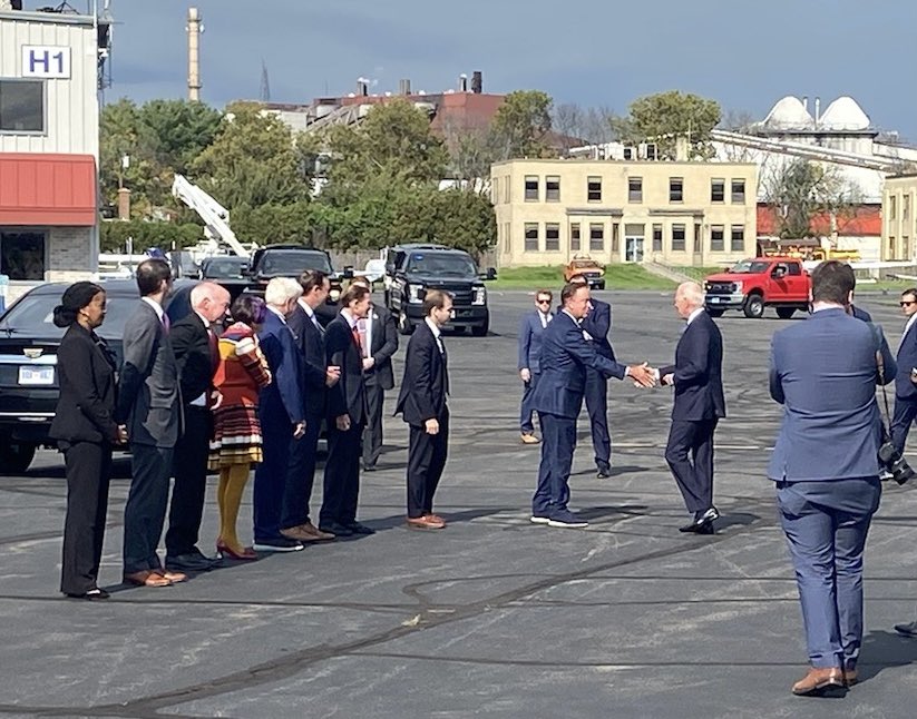 Governor Ned Lamont tweet media