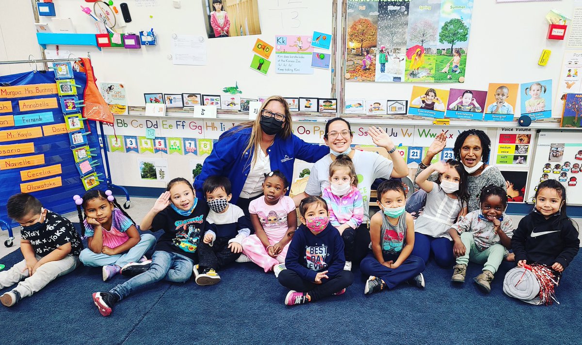 All smiles 😊 on Ms. Priscilla’s last day at Educare.  
*
*
Preschool Classroom 2106 with teachers Ms. Susana (L) and Ms. Namtasha (R), wishing Ms. Priscilla (M) farewell! Good luck, we will miss you❤️