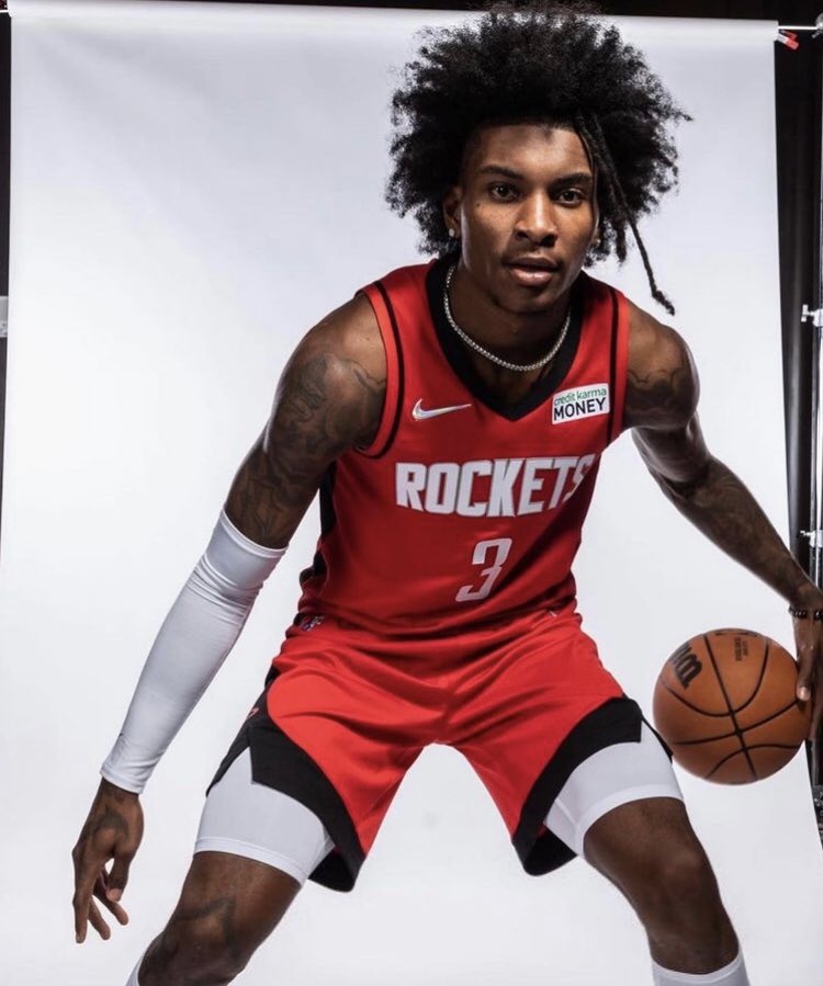 Flying back to Earth, I got sum' shit to prove.