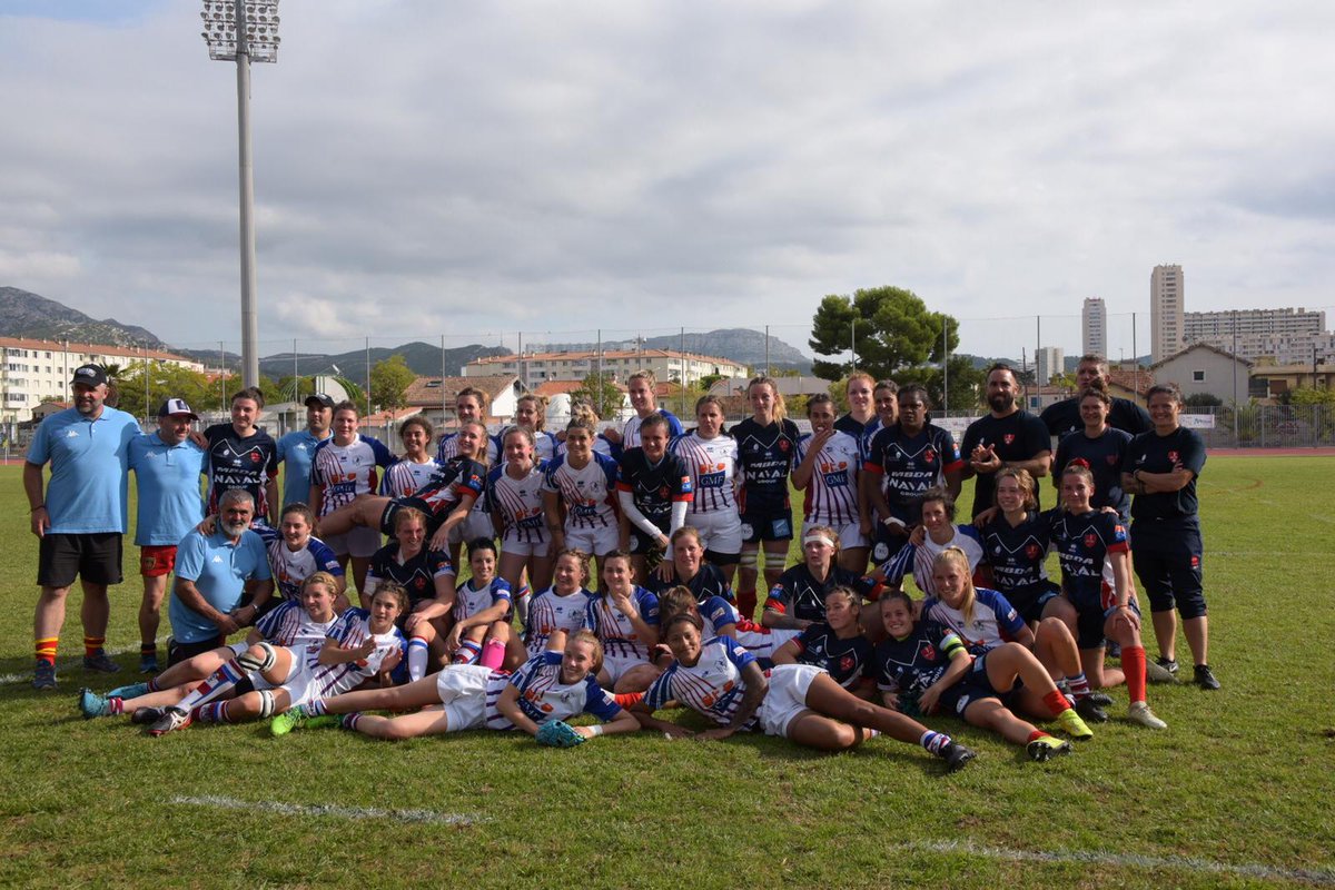 UnionPompiers13's tweet photo. Félicitations aux équipes de France de rugby des @PompiersFR , hommes et femmes, qui ont battu nos camarades de la @MarineNationale, respectivement par 36 à 10 et 26 à 12. 

2 belles oppositions jouées dans un vrai esprit sportif. 👏 https://t.co/gnH2GfYXvB