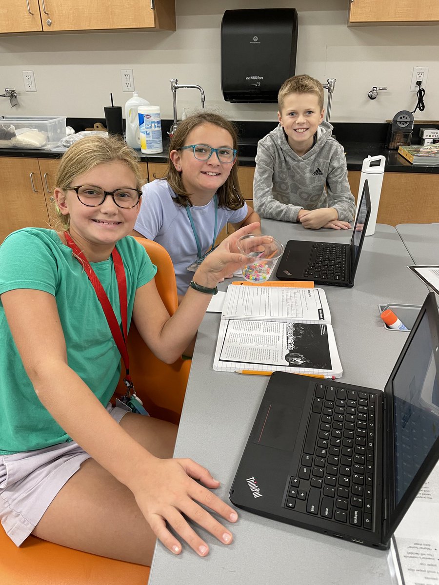 Laura Stager tweet media