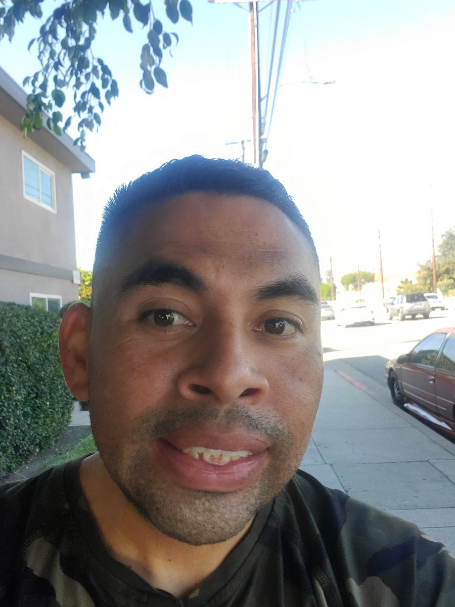 BlanquelVictor's tweet photo. Before and after... dang feeling good and looking sharp https://t.co/wDbJUkWl6S