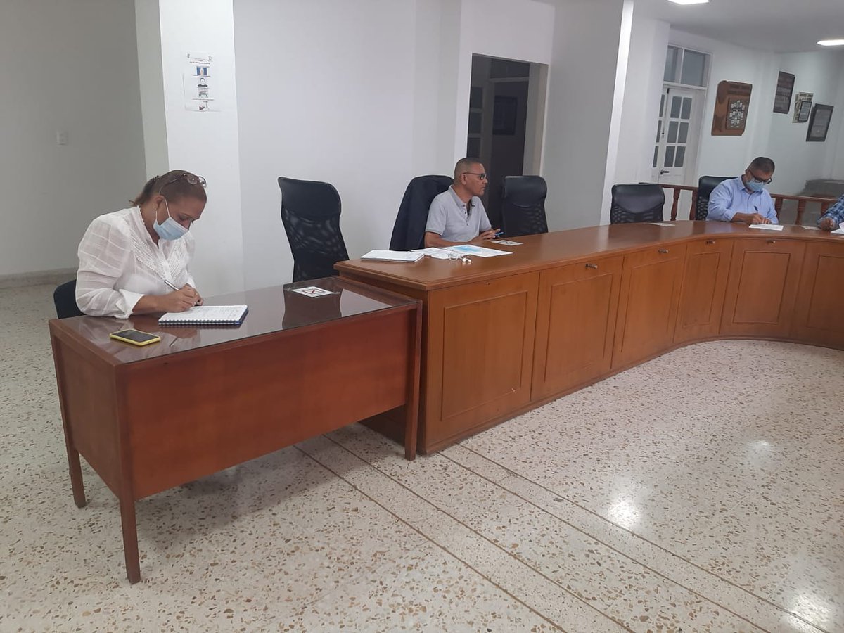 La Alcaldía Municipal junto con el acompañamiento de la Secretaría de Convivencia y Seguridad Ciudadana, la Secretaria de Educación y Desarrollo comunitario, Personería, El Registrador Municipal y representantes juveniles realizaron reunión previa a las elecciones de juventud.