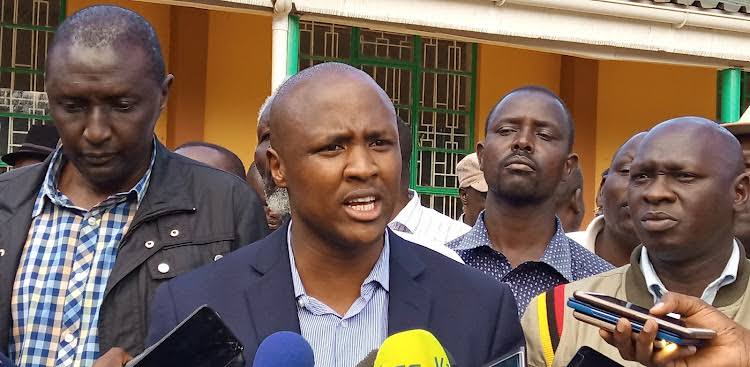 Robaa82's tweet photo. Did #Kutuny, #Keter, #Tirop, #Tiren or #Mishra accompany our chief competitor in #Eldoret? Ama waliwatch kwa Viusasa?  #Inawezwkana https://t.co/rAl2Bzavdq