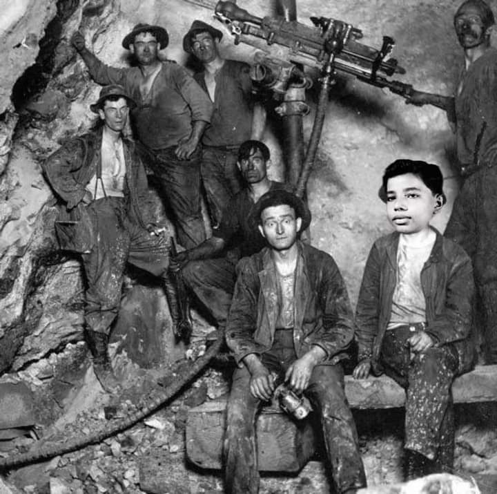 Voices miners. Бельгийские шахтеры 1900. Старинные шахтеры. Старый Шахтер. Американские шахтеры.