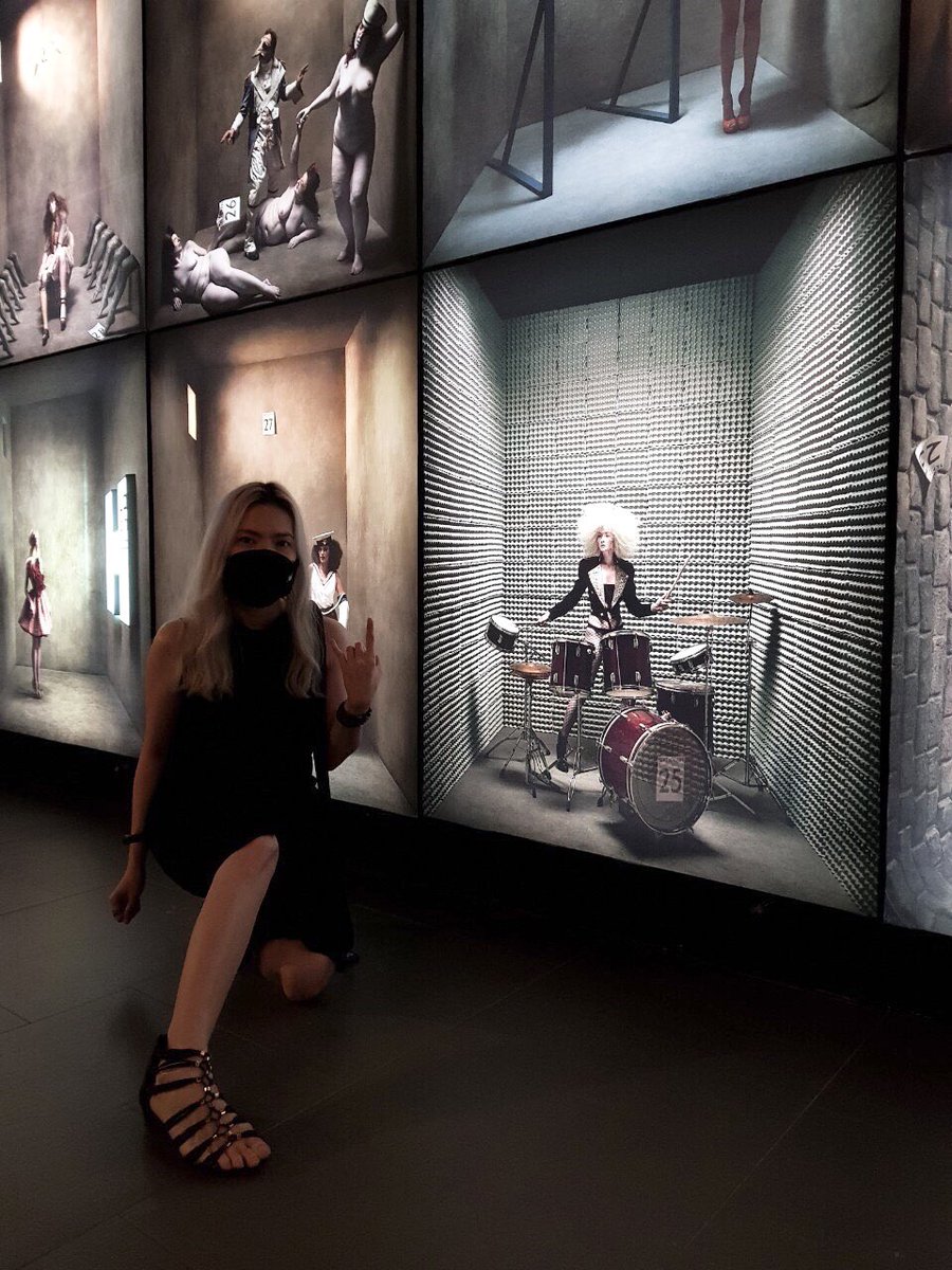 CSnann's tweet image. #Reflection #StoryTelling #ArtMeansMore #LifeIsStrange #untold365

Artist : Eugenio Recuenco