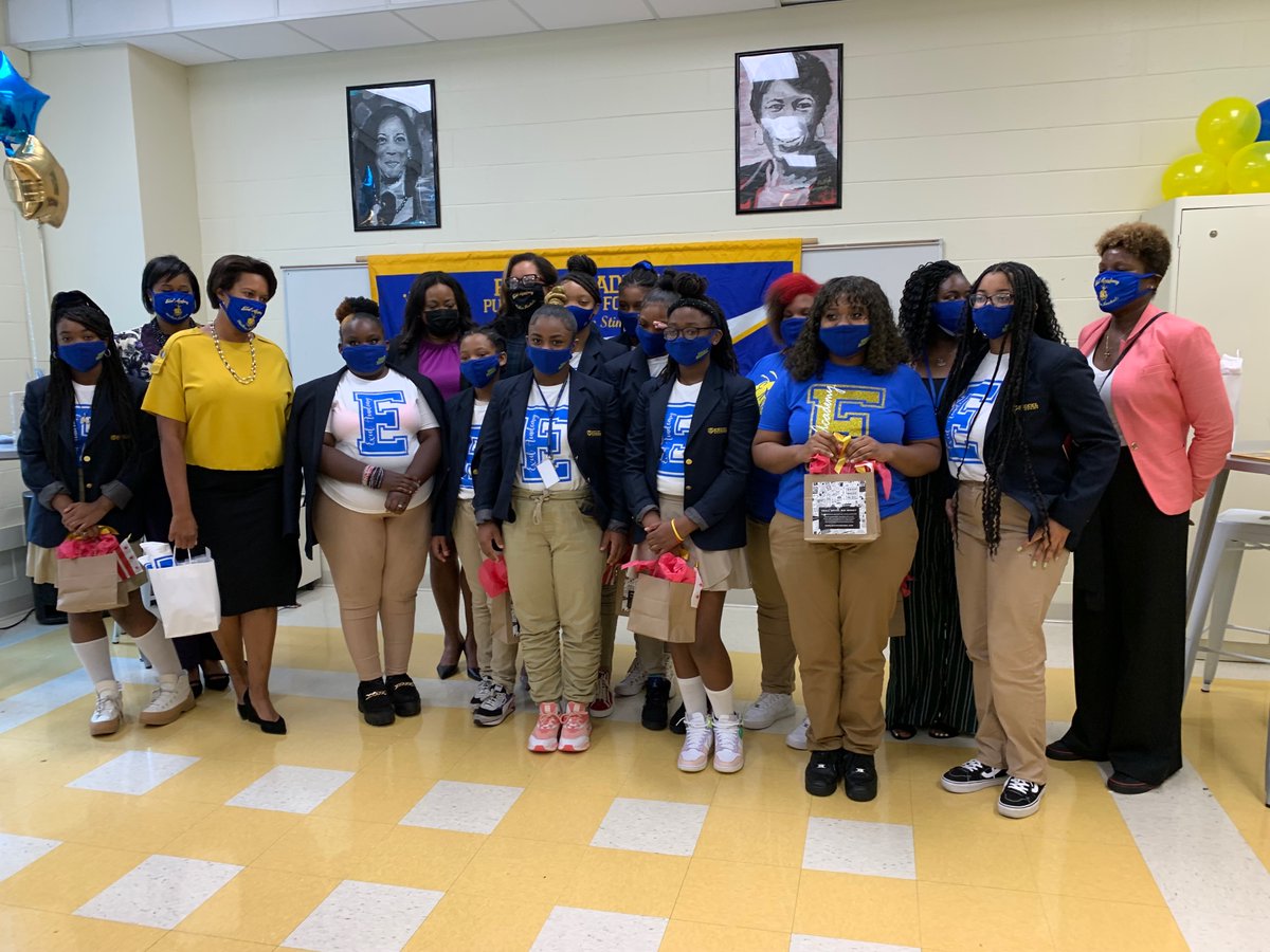 dcpublicschools's tweet image. On October 11, the District of Columbia commemorated International Day of the Girl, recognizing girls’ rights and the unique challenges girls face around the world.