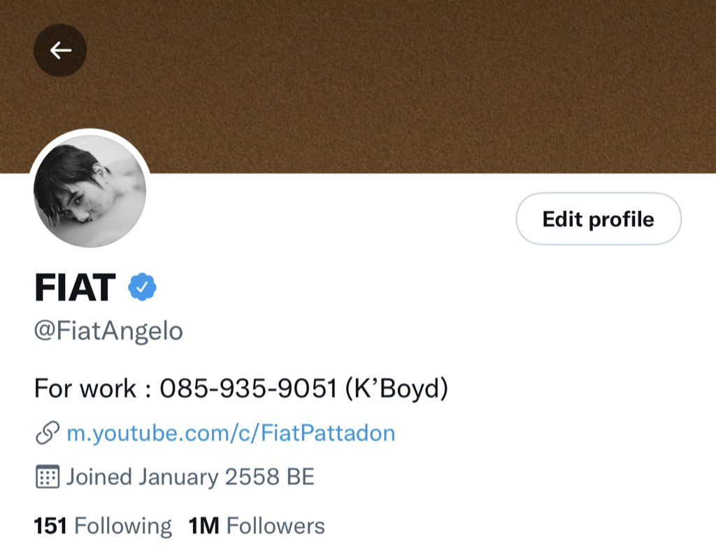 Thank you 1M Followers 🤎🙏🏻