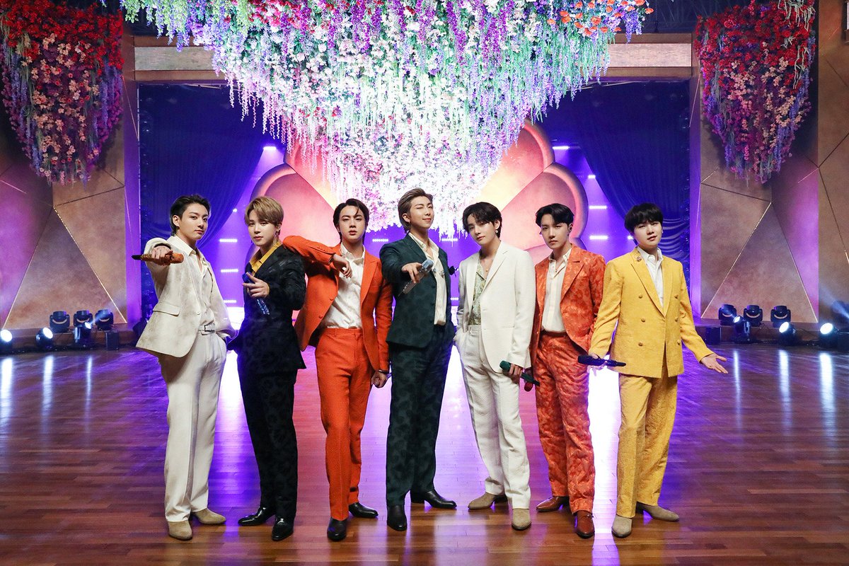 MusiCares's tweet photo. BTS' (@bts_bighit) custom-made outfits from 2021 GRAMMY Awards Show performance of "Dynamite" to hit Julien's Auctions during 64th GRAMMY Week and all proceeds will benefit @MusiCares. ❤️
📲 https://t.co/VWHpLirHke https://t.co/41usmOty9j