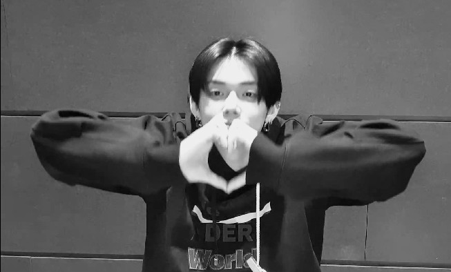 jun7_robin's tweet photo. VLIVE #YEONJUN 

#TOMORROW_X_TOGETHER #투모로우바이투게더 #TXT https://t.co/czE94FsOvk