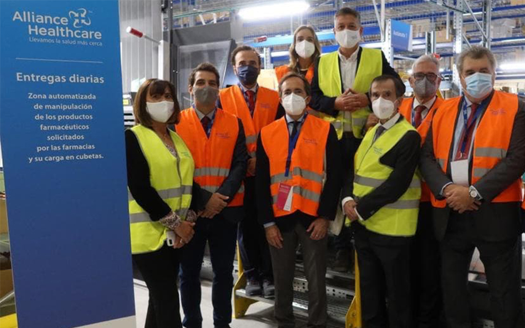 FEFAC (@fefac_farmacia) on Twitter photo Des de FEFAC felicitem a <a href="/AllianceHC_ES/">Alliance Healthcare ES</a> per les noves instal·lacions a Catalunya. Ahir vam assistir a la inauguració a Viladecans: fefac.cat/empresarial/fe… <a href="/Healthcare_ABC/">AB (Formerly AmerisourceBergen)</a> <a href="/sanidadgob/">Ministerio de Sanidad</a> <a href="/ViladecansTweet/">AjuntamentViladecans</a> <a href="/rogertorrent/">Roger Torrent i Ramió 🎗</a> <a href="/SefacCatalunya/">Sefac Catalunya</a> <a href="/farmaceuticsbcn/">COFB Col·legi de Farmacèutics de Barcelona</a> <a href="/ccfcat/">Consell de Col•legis Farmacèutics de Catalunya</a> @PIMEC <a href="/Farmaceuticos_/">Consejo General Colegios Farmacéuticos</a> Des de FEFAC felicitem a <a href="/AllianceHC_ES/">Alliance Healthcare ES</a> per les noves instal·lacions a Catalunya. Ahir vam assistir a la inauguració a Viladecans: fefac.cat/empresarial/fe… <a href="/Healthcare_ABC/">AB (Formerly AmerisourceBergen)</a> <a href="/sanidadgob/">Ministerio de Sanidad</a> <a href="/ViladecansTweet/">AjuntamentViladecans</a> <a href="/rogertorrent/">Roger Torrent i Ramió 🎗</a> <a href="/SefacCatalunya/">Sefac Catalunya</a> <a href="/farmaceuticsbcn/">COFB Col·legi de Farmacèutics de Barcelona</a> <a href="/ccfcat/">Consell de Col•legis Farmacèutics de Catalunya</a> @PIMEC <a href="/Farmaceuticos_/">Consejo General Colegios Farmacéuticos</a>