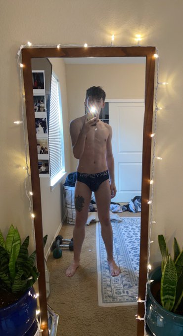 1 pic. Shoutout to the guy who got these on my wishlist ??
#Amazon #LGBTQ #gay #twink https://t.co/W