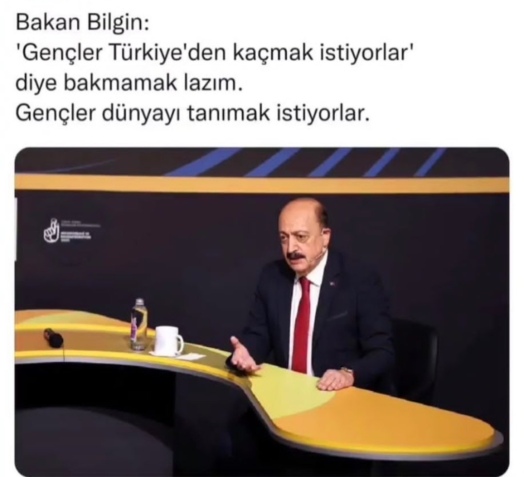 Gençler türkiyeden kaçmak istiyor demiyelim de dünayayı tanımak istiyor diyelim
