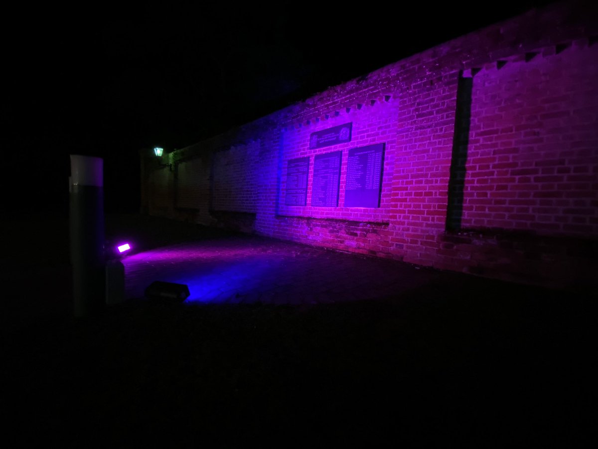 HantsPoliceChap's tweet photo. We’ve gone Blue &amp; Pink at Netley HQ for #BLAW2021 #babylossawarenessweek2021 #waveoflight2021 @HantsPolice https://t.co/oJHOKl4VCo