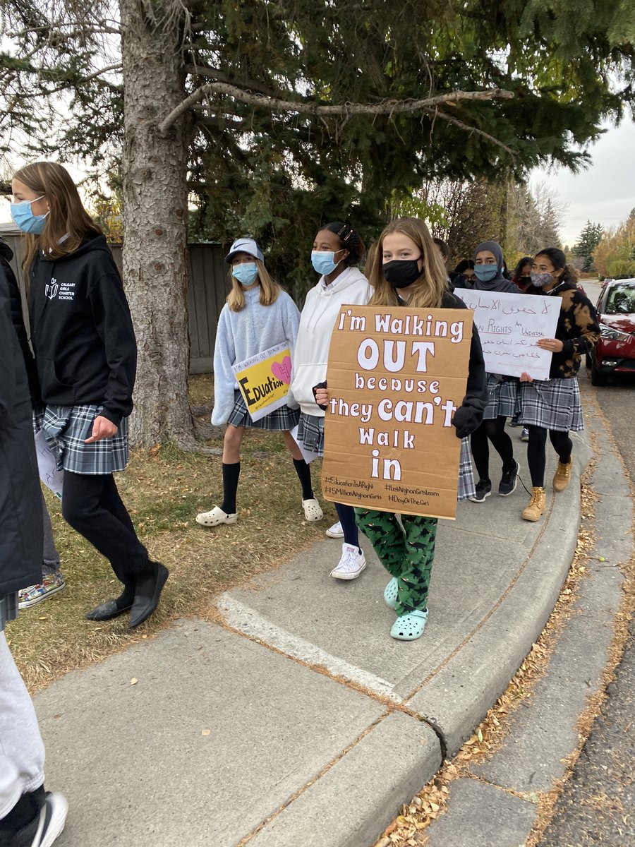 TheAirplaneGuy's tweet photo. Today was a powerful day for the girls of @CalGirlsSchool. 
They walked out in support girls in Afghanistan who cannot go to school. So proud of these kids.
#5MillionAfghanGirls #EducationIsARight #LetAfghanGirlsLearn #DayOfTheGirl @JyotiGondek @CBCCalgary #abed @JanisIrwin https://t.co/fAC1D9WRsW