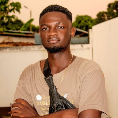 DelcheTwista's tweet photo. #NouvellePhotoDeProfil https://t.co/A5FvfEzoD2