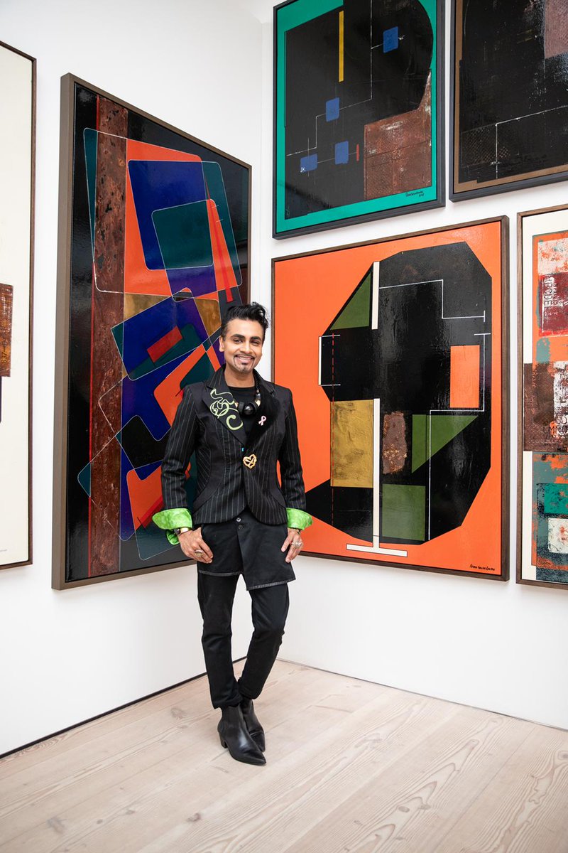 JayKamiraz's tweet photo. ART CULTURE...
Wonderful attending StART #ArtFair @saatchi_gallery with @asksteve2c @RobJHarkavy @outnewsglobal to see #artwork by @PedrosousaLouro and celebrating compelling and captivating artwork by others. 

Images: DK Photos - Dovydas Kaltanass

#mrfabulousofficial #Saatchi https://t.co/Y0VsC3jCmU