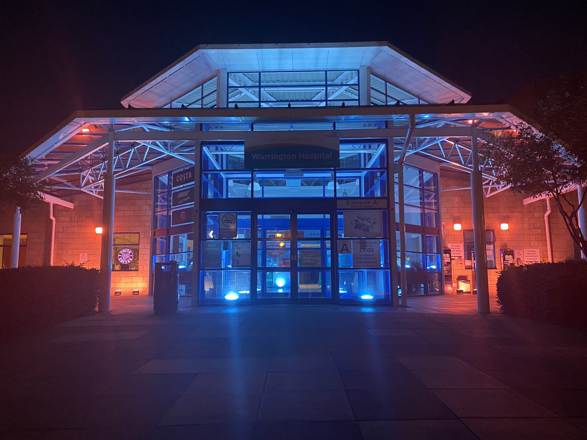 NorthCandMNHS's tweet photo. Lighting up Warrington Hospital tonight for the #waveoflight2021 #babylossawarenessweek2021 https://t.co/n7olO25Ucg